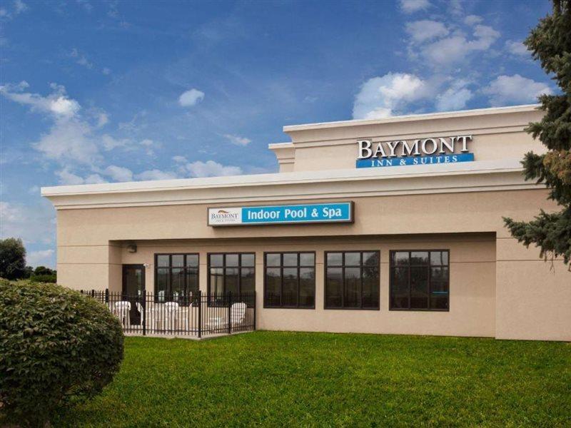 Baymont By Wyndham St. Joseph/סטיבנסוויל מראה חיצוני תמונה