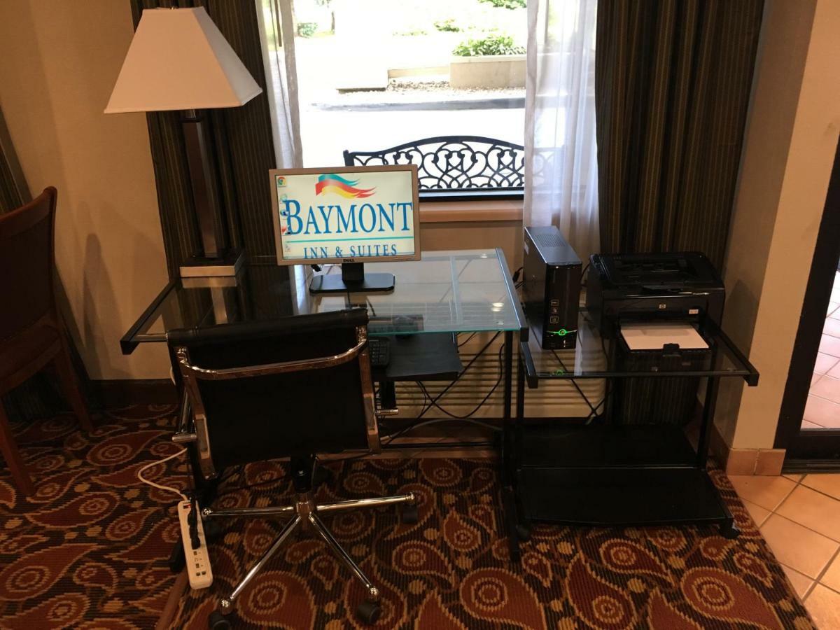 Baymont By Wyndham St. Joseph/סטיבנסוויל מראה חיצוני תמונה
